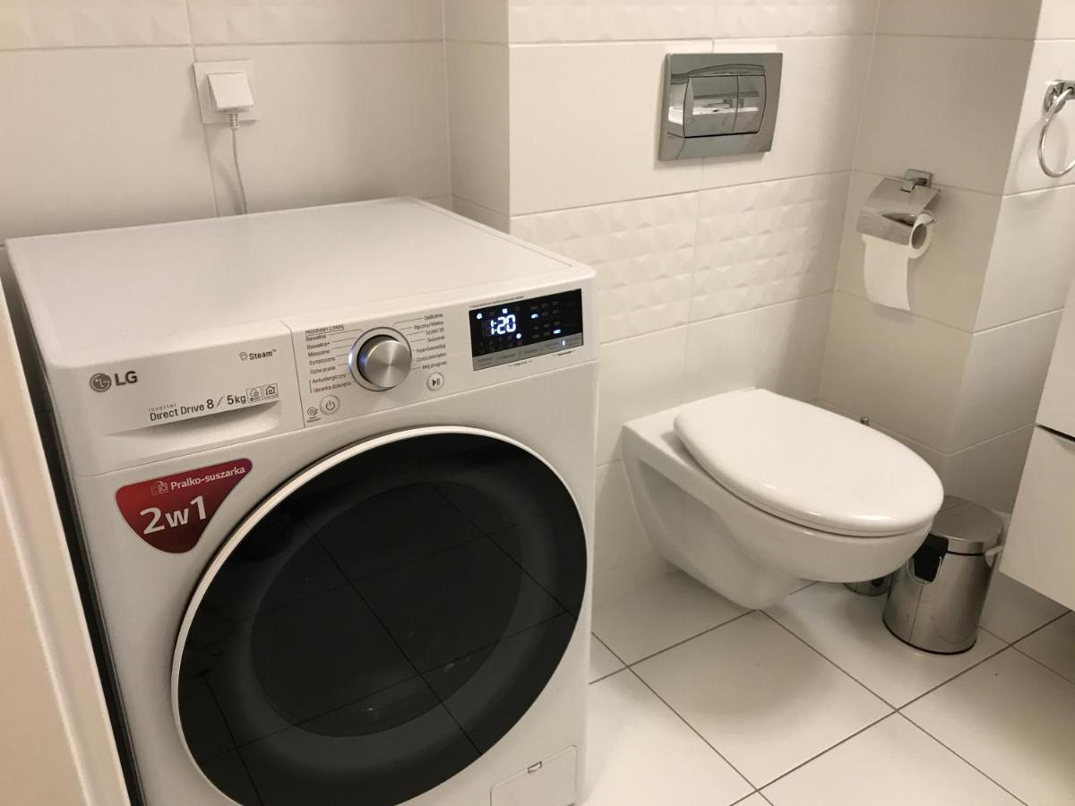 Apartament Flora Deluxe Naswietlanie Uv Białystok Exteriör bild